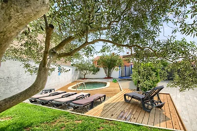 Holiday House Ulika with Private Pool