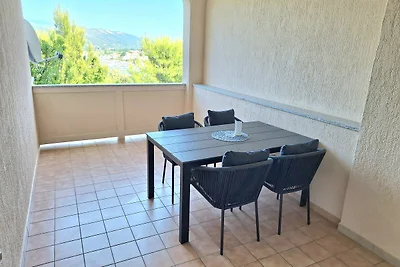 Apartment Nikolina 2 mit Meerblick