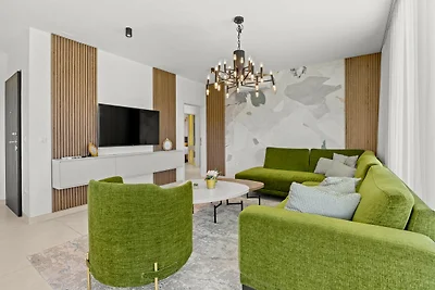 The Riviera Three - Luxury Waterfront...
