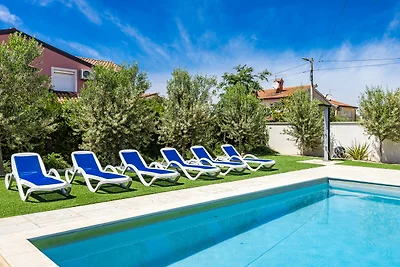 Relaxing Villa near Porec with Pool - Susanne
