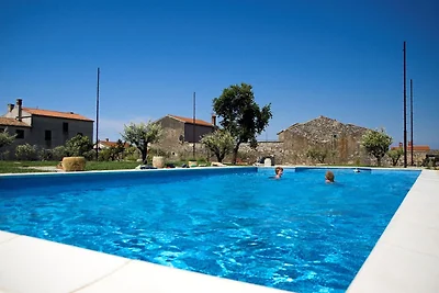 Apartment Marceta 4 - Pool und grosser Garten