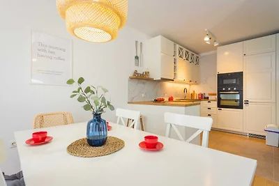 Modern Apt, Shared Pool, Terrace - Cesare 1