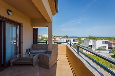 Modern Apt, Shared Pool, Sea View - Cesare 5