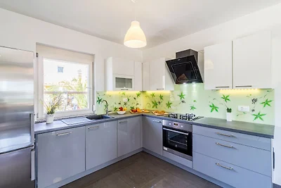 Villa für 10 Personen mit Pool, Grill,...