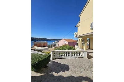 Two Bedroom Apartment near the Beach - Villa...