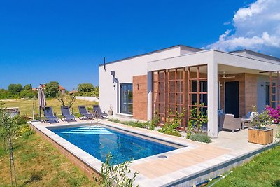 Villa Lily - Private Pool, Lovely Garden