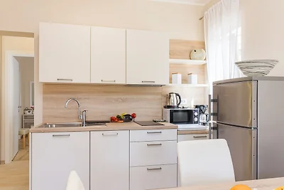 Modern, Elegant Apartment Laurus (Rosemary)