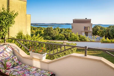 Familienapartment Stinjan mit Meerblick