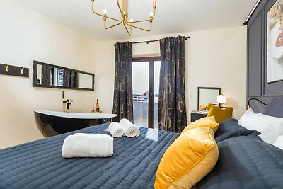 Luxe Apt Marceta 6 - Paarurlaub mit Pool