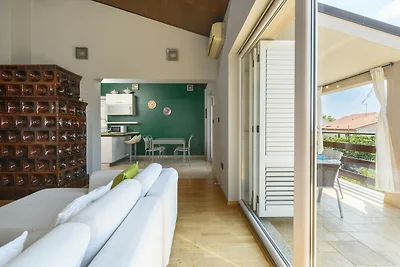 Cozy Apartment Luka with Shared Pool and Gym
