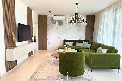 The Riviera Three - Luxusapartment am Wasser