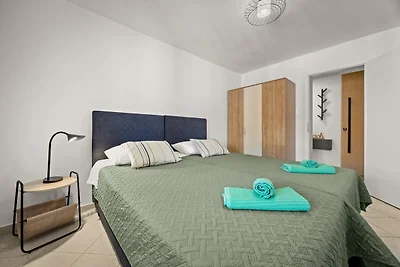Sea Breeze Funtana Apartment A3