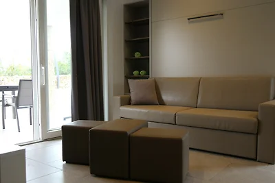 Oliva Serenity Apartment mit Pool