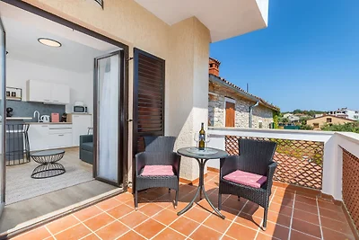 Modernes FeWo mit Pool und Garten - Marceta 2