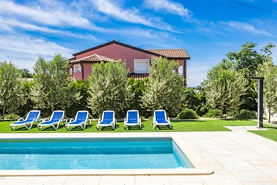 Relaxing Villa near Porec with Pool - Susanne