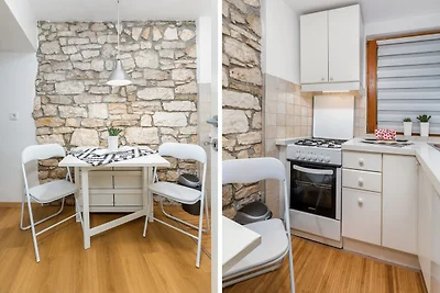Pictoresque Fazana - City Center - House Doda