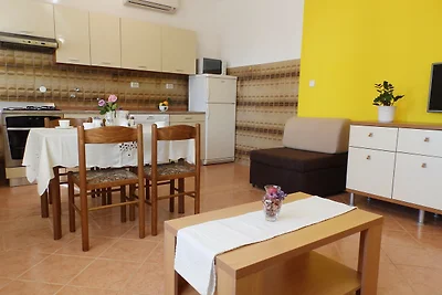 One Bedroom Apt. near the Beach - Villa...