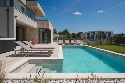 Designer-Strandvilla Limes - Pool, Spa &...