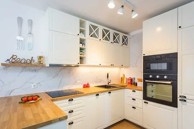 Modern Apt, Shared Pool, Terrace - Cesare 1