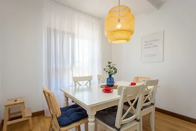 Modern Apt, Shared Pool, Terrace - Cesare 1