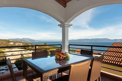 Herrlicher Meerblick - Ferienhaus Alis