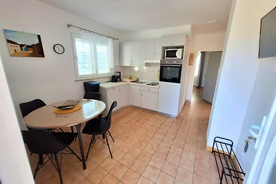 Apartment Nikolina 1 mit Meerblick