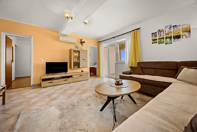 Familienapartment Stinjan mit Meerblick