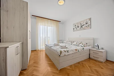 Drei-Zimmer-Apartment in Strandnähe - Villa...