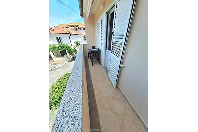 Apartment Nikolina 3 mit Meerblick