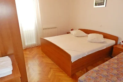 Two Bedroom Apartment near the Beach - Villa...