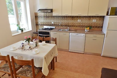 One Bedroom Apt. near the Beach - Villa...