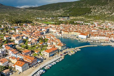 Island Life at Cres - Lungomare Joyce