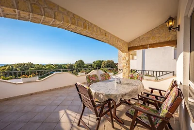 Familienapartment Stinjan mit Meerblick
