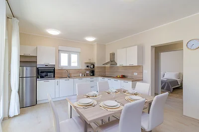 Modern, Elegant Apartment Anna (Rosemary)