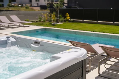 Designer-Strandvilla Limes - Pool, Spa &...