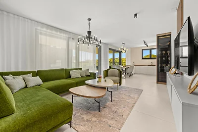 The Riviera Three - Luxury Waterfront...