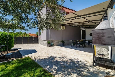 Holiday House Ulika with Private Pool