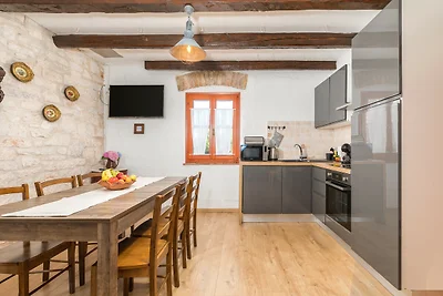 Villa Marceta mit Gemeinschaftspool