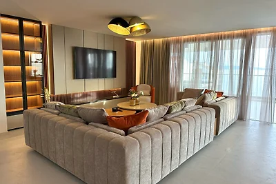 Schöne Wohnung direkt am Meer mit Aussicht