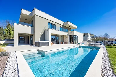 Designer-Strandvilla Limes - Pool, Spa &...