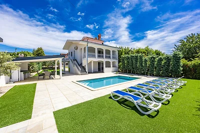 Relaxing Villa near Porec with Pool - Susanne