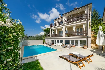 Poolside City Apartment Jana - Monte Magno...