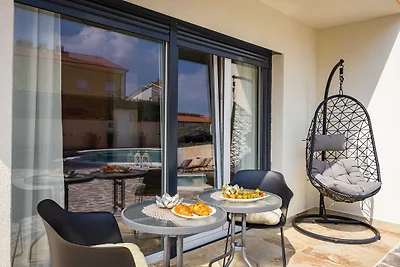 Villa Nur Amela - Pool, Whirlpool, Darts