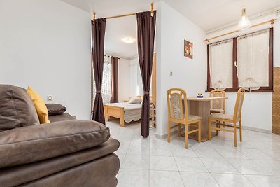 Kajfes A4 - One Bedroom Apartment with...