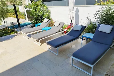 Villa mit Pool und Meerblick in Fazana -...