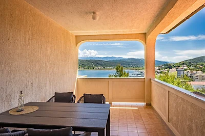 Apartment Nikolina 1 mit Meerblick