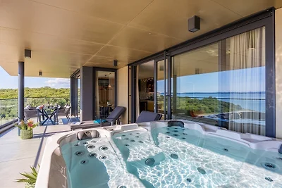 Amber Penthouse - Whirlpool und Meerblick