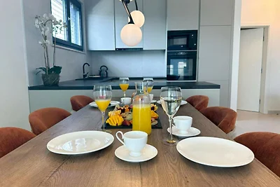 Die Adria - Luxusapartment am Wasser