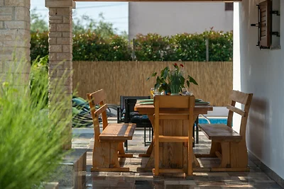 Charming Holiday House Mara