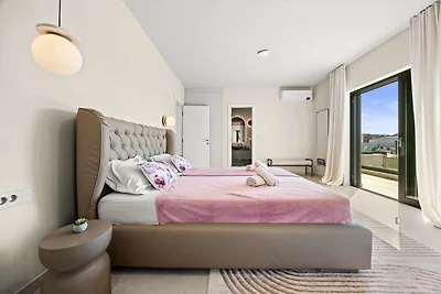 Designer-Strandvilla Limes - Pool, Spa &...